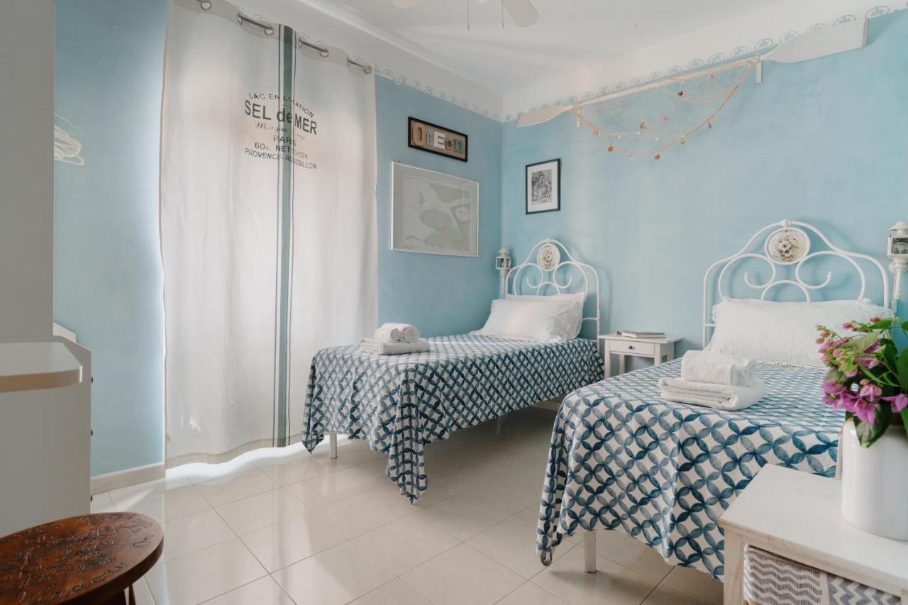B&B La Finestra Sul Campanile 몬테코사로 외부 사진